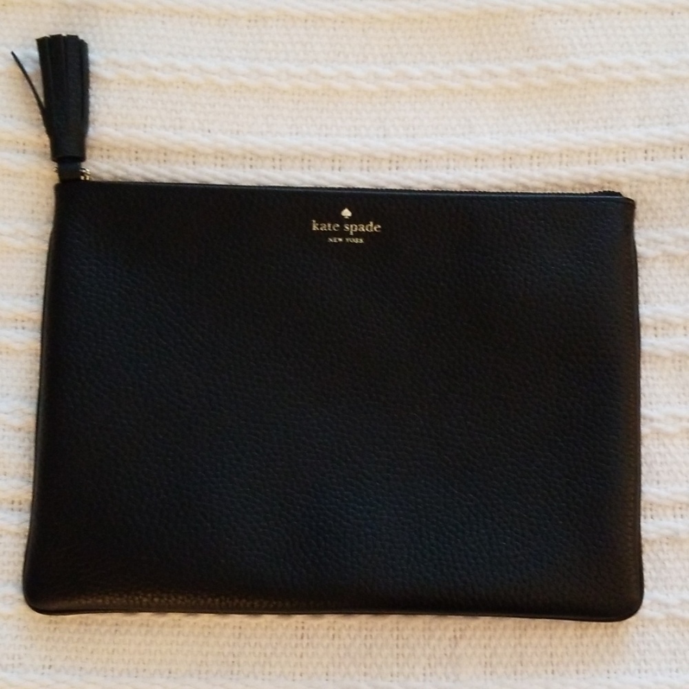 NWOT Kate Spade Gia leather pouch